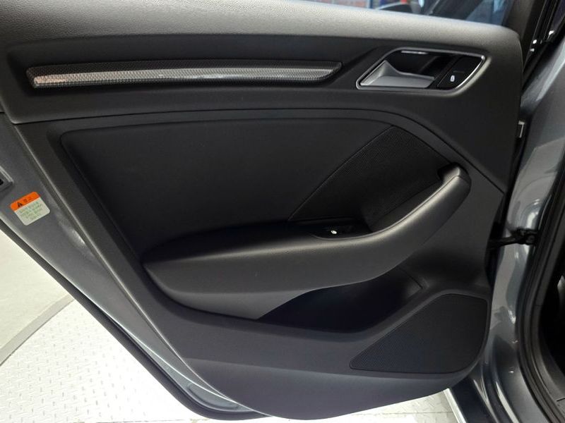 2018 Audi A3 40 TFSI 8V photo 25