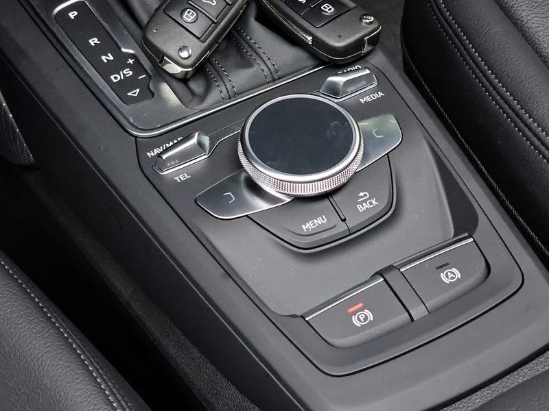 2023 Audi Q2 35 TDI photo 18