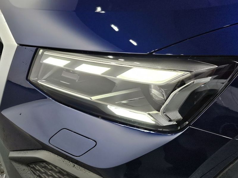 2023 Audi Q2 35 TDI photo 22