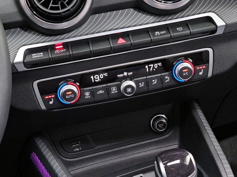 2023 Audi Q2 35 TDI photo 29