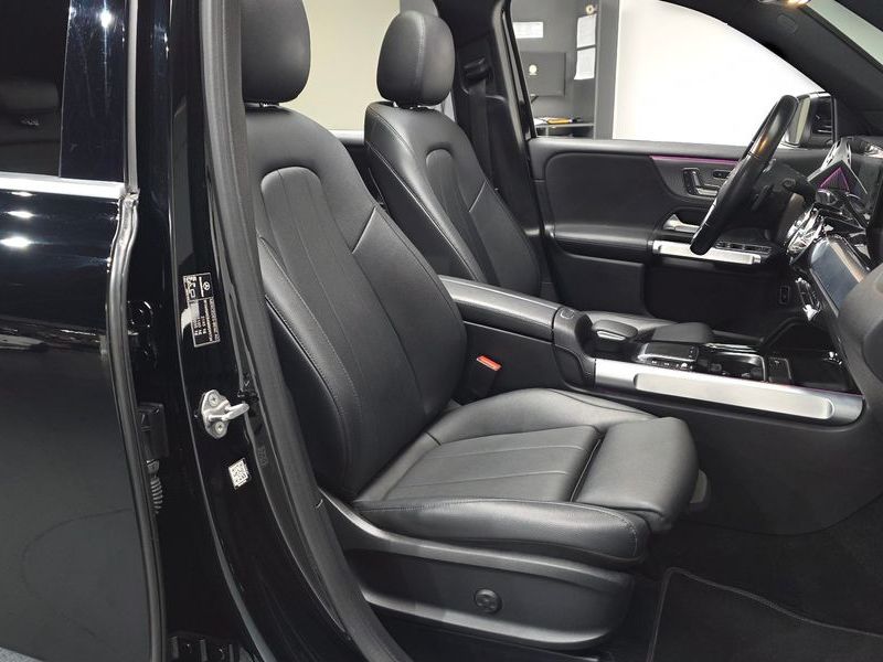 2021 Mercedes-Benz B-Class GLB220 photo 10