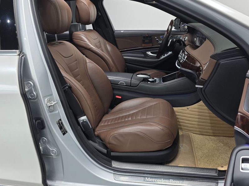 2018 Mercedes-Benz S-Class S560L 4MATIC photo 11