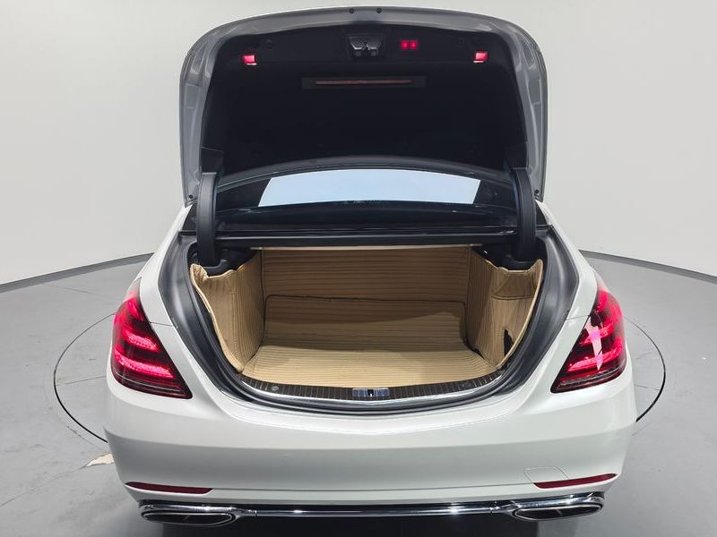 2018 Mercedes-Benz S-Class S560L 4MATIC photo 20