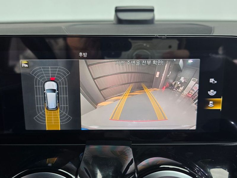2022 Mercedes-Benz B-Class AMG GLB35 4MATIC photo 15