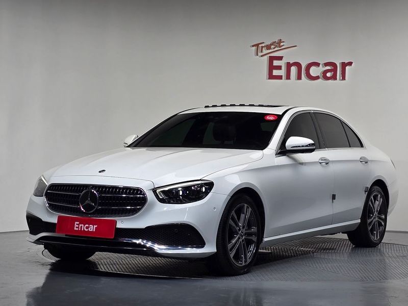 2021 Mercedes-Benz E-Class E350 4MATIC Avantgarde photo 1