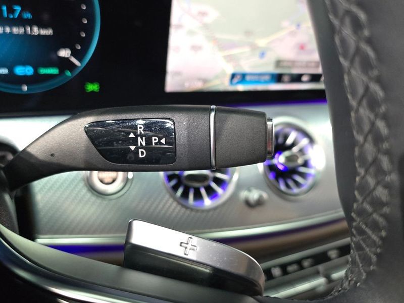 2021 Mercedes-Benz E-Class E350 4MATIC Avantgarde photo 9