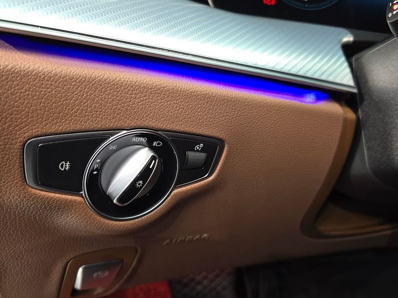 2021 Mercedes-Benz E-Class E350 4MATIC Avantgarde photo 20