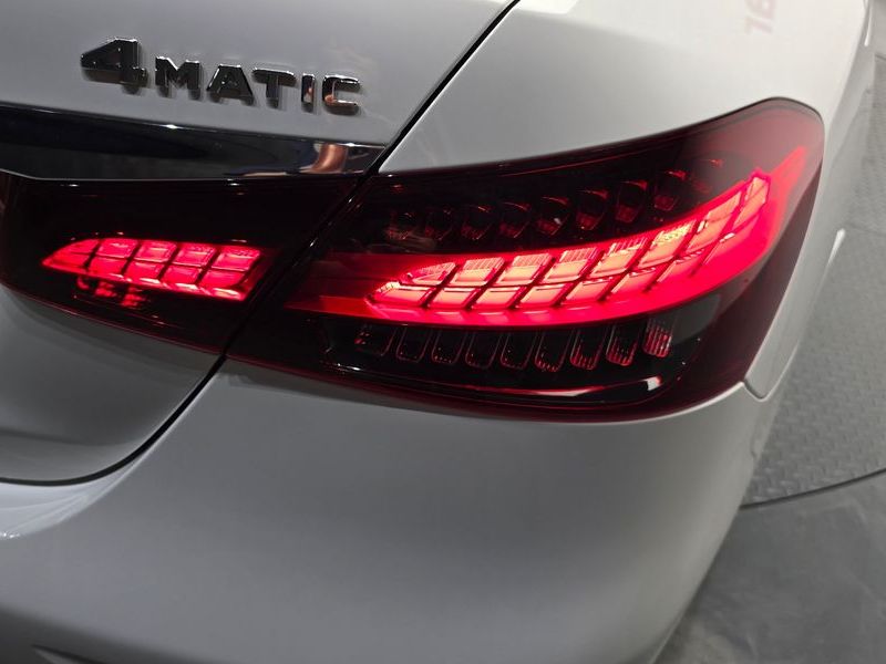 2021 Mercedes-Benz E-Class E350 4MATIC Avantgarde photo 23