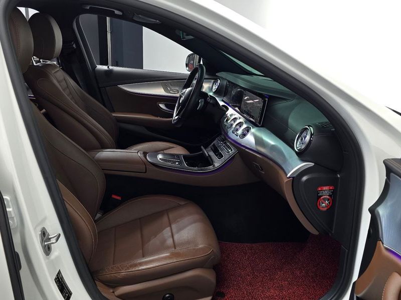 2021 Mercedes-Benz E-Class E350 4MATIC Avantgarde photo 26
