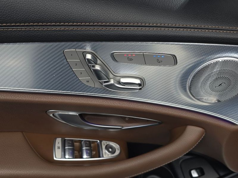 2021 Mercedes-Benz E-Class E350 4MATIC Avantgarde photo 28
