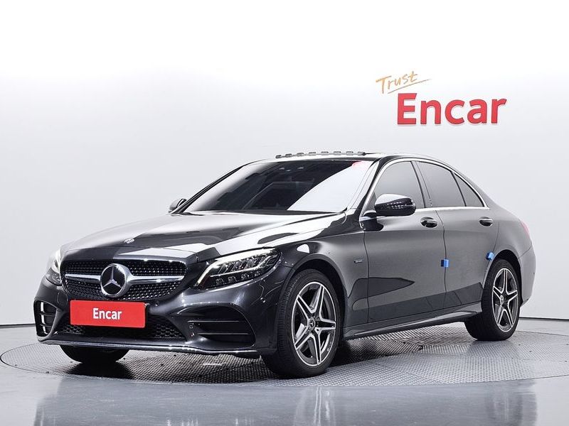 2020 Mercedes-Benz C-Class C300e 4MATIC AMG Line photo 1