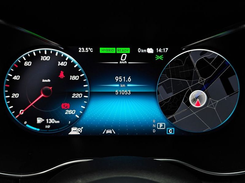 2020 Mercedes-Benz C-Class C300e 4MATIC AMG Line photo 8