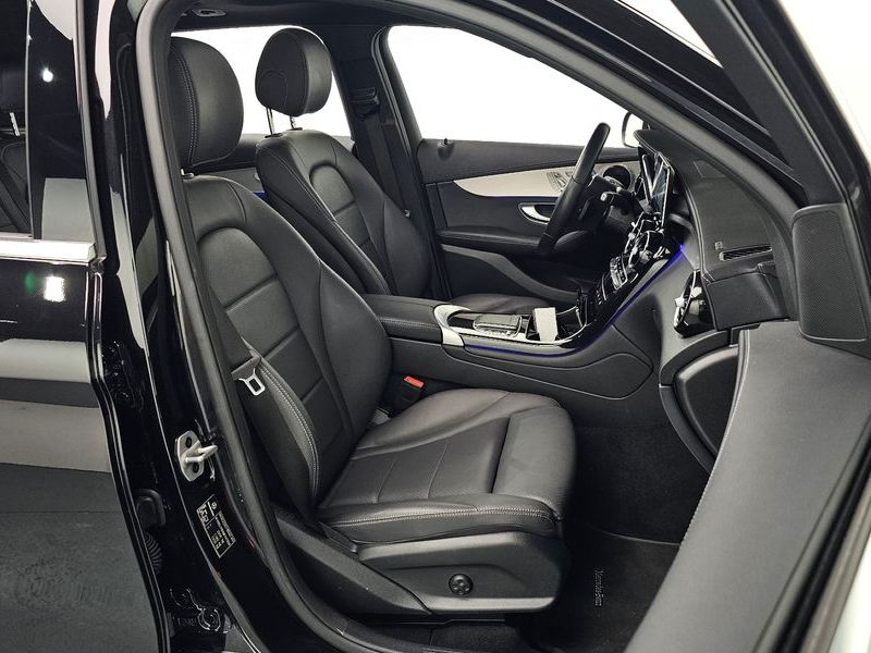 2021 Mercedes-Benz C-Class GLC220 d 4MATIC photo 10