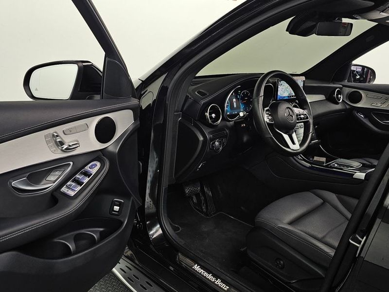 2021 Mercedes-Benz C-Class GLC220 d 4MATIC photo 12