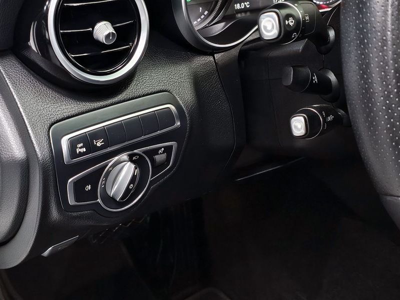 2018 Mercedes-Benz C-Class C220 d Avantgarde photo 16