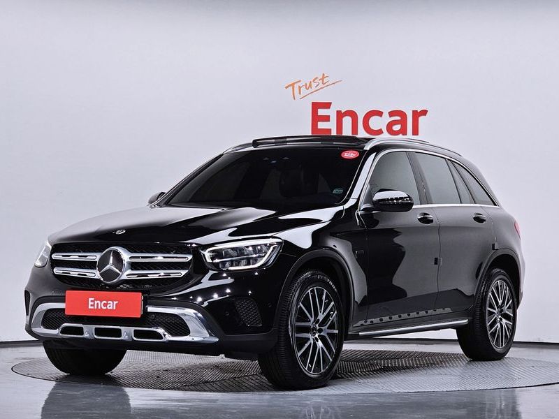 2021 Mercedes-Benz C-Class GLC300e 4MATIC photo 1