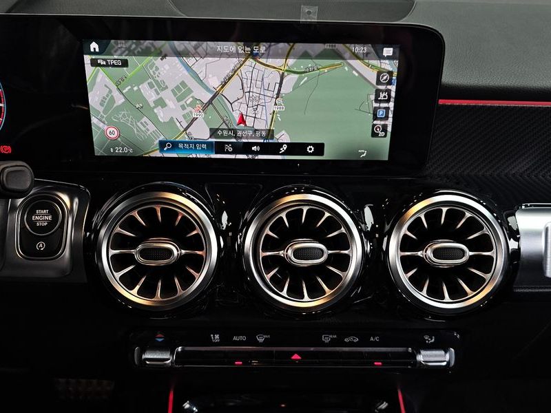2021 Mercedes-Benz B-Class AMG GLB35 4MATIC photo 13
