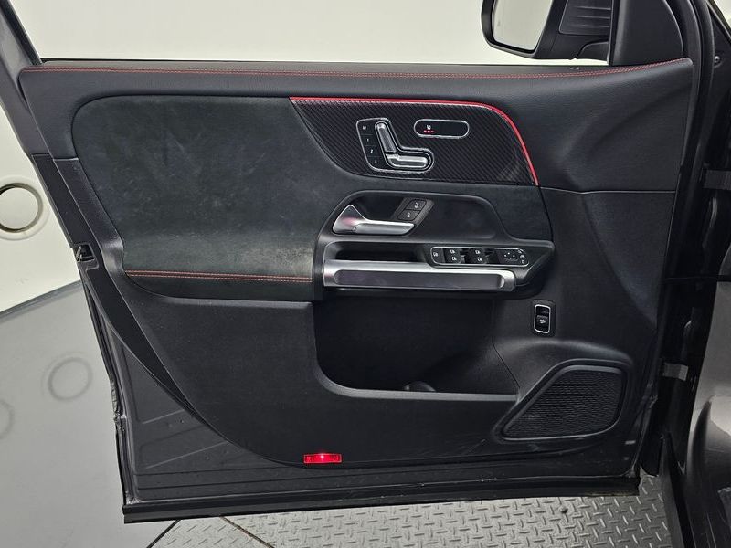 2021 Mercedes-Benz B-Class AMG GLB35 4MATIC photo 24
