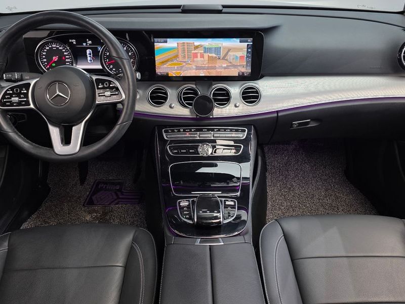 2019 Mercedes-Benz E-Class E300 Avantgarde photo 7