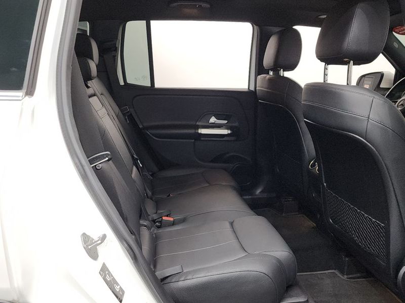 2021 Mercedes-Benz B-Class GLB220 photo 12