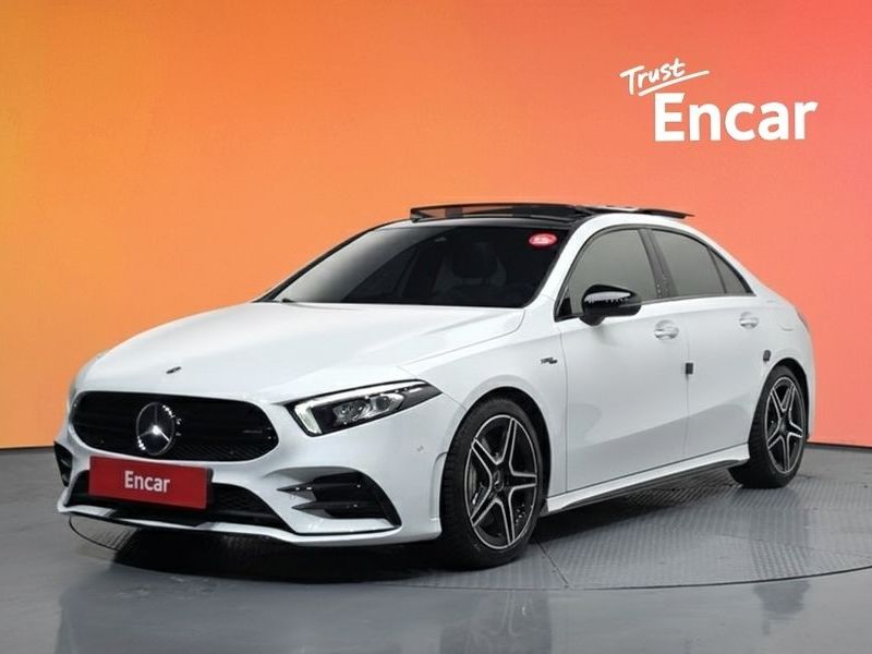 2022 Mercedes-Benz A-Class AMG A35 4MATIC Sedan photo 1