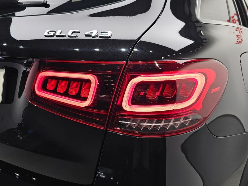 2022 Mercedes-Benz C-Class AMG GLC43 4MATIC photo 23
