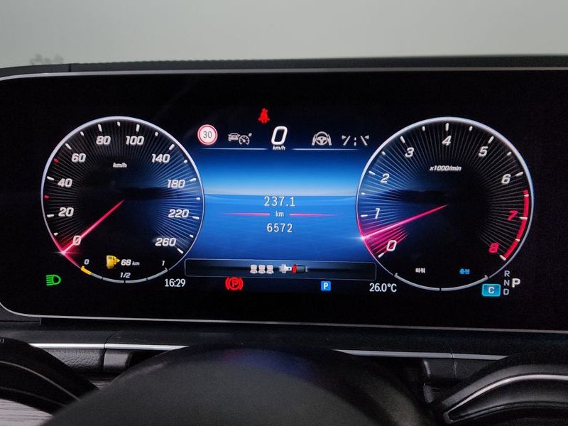 2025 Mercedes-Benz E-Class GLE450 4MATIC photo 8