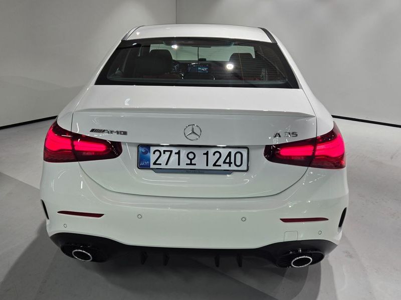 2025 Mercedes-Benz A-Class AMG A35 4MATIC Sedan photo 7