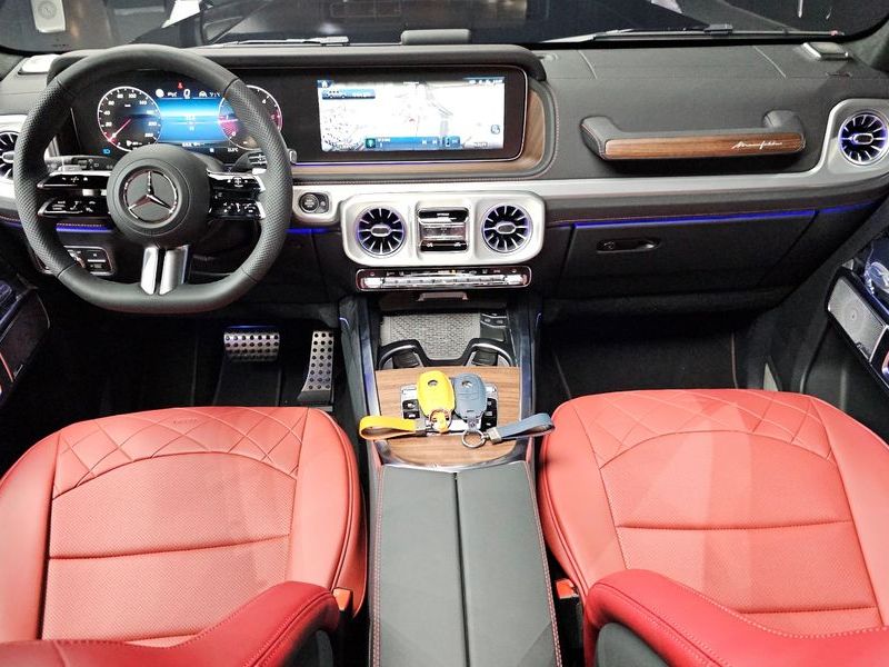 2026 Mercedes-Benz CLA G450d photo 7