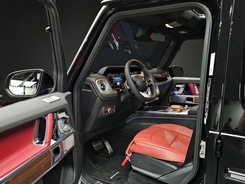 2026 Mercedes-Benz CLA G450d photo 10