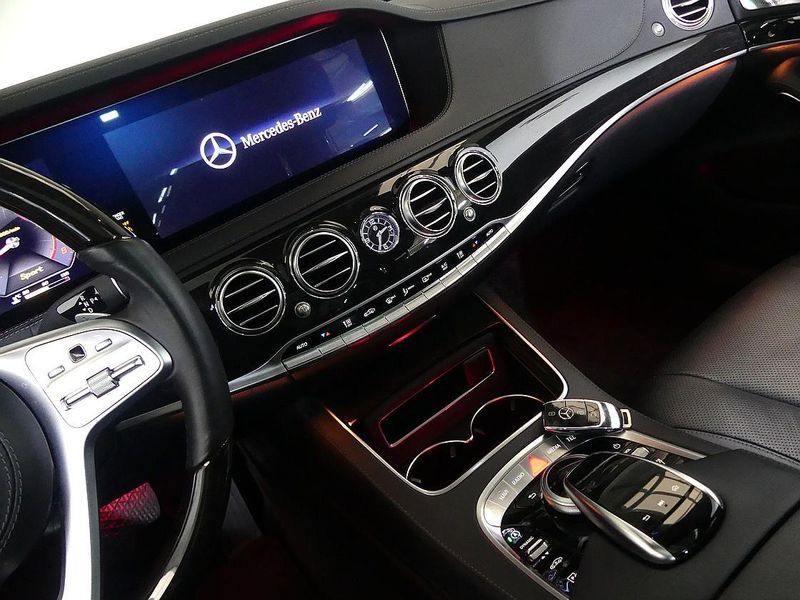 2019 Mercedes-Benz S-Class S450L 4MATIC photo 12