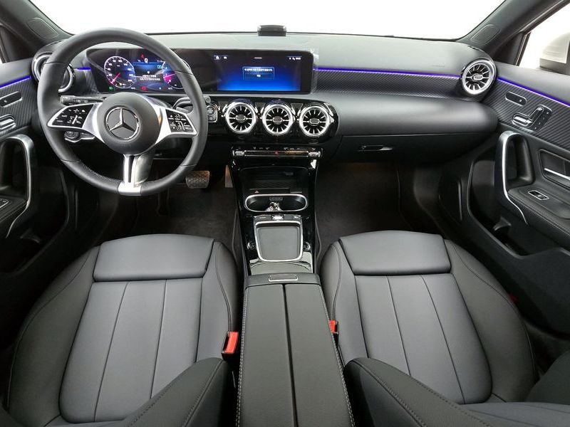 2025 Mercedes-Benz A-Class A220 Hatchback photo 7