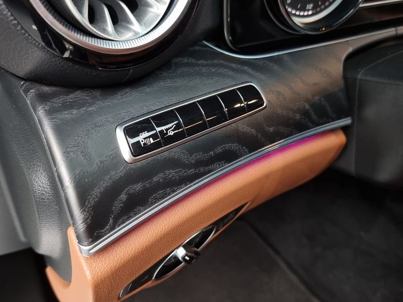 2018 Mercedes-Benz E-Class E220d Coupe photo 17