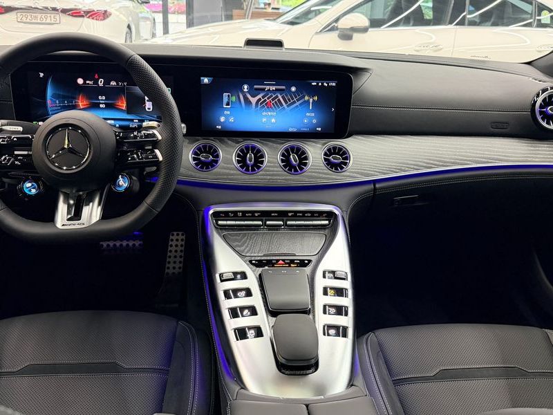 2025 Mercedes-Benz AMG GT 4Door 43 4MATIC+ photo 7