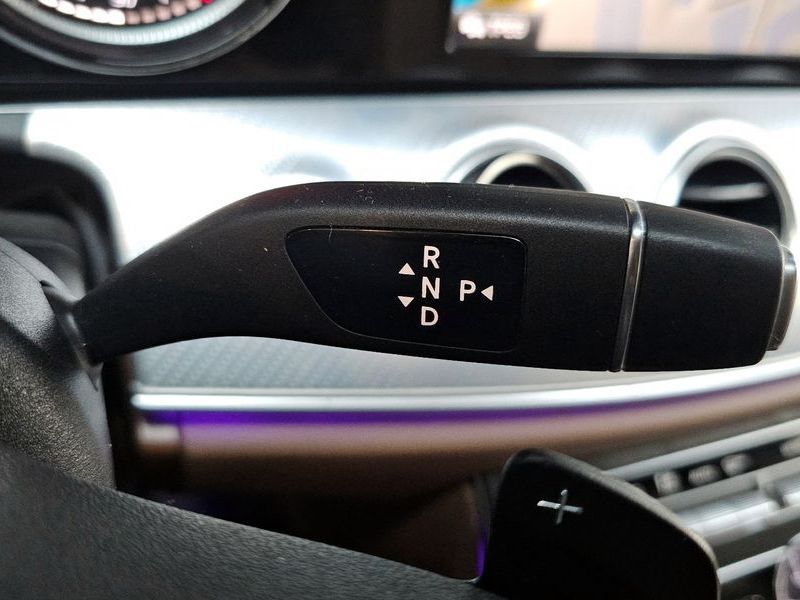 2020 Mercedes-Benz E-Class E250 Avantgarde photo 9