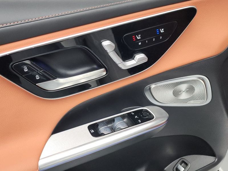 2026 Mercedes-Benz C-Class GLC 300 4MATIC Avantgarde photo 20