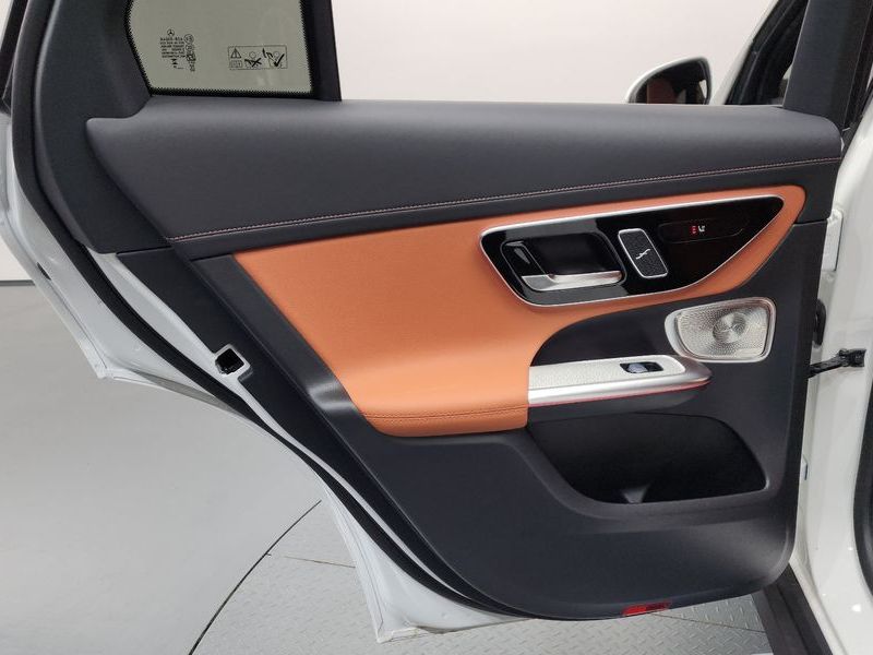 2026 Mercedes-Benz C-Class GLC 300 4MATIC Avantgarde photo 25