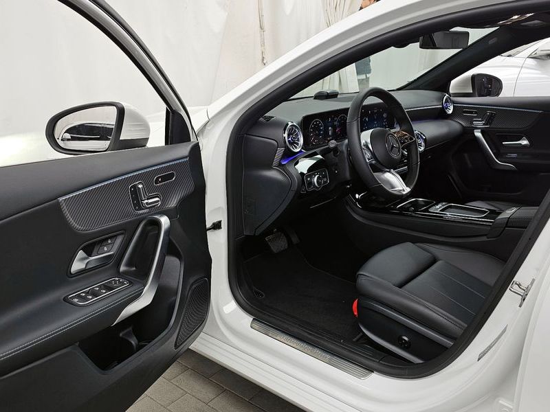 2025 Mercedes-Benz A-Class A220 Hatchback photo 10