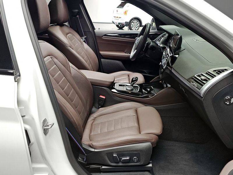 2025 BMW X4 xDrive M40i photo 10