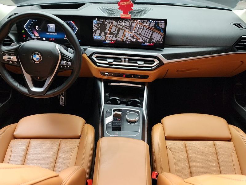 2023 BMW 3 Series 320i photo 7