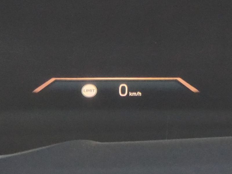 2023 BMW 3 Series 320i photo 16