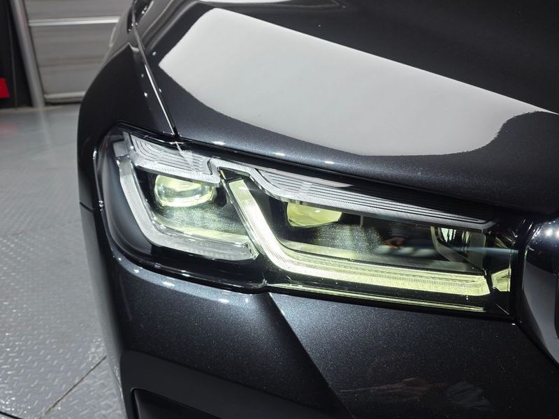 2023 BMW 5 Series 523d M Sport photo 22