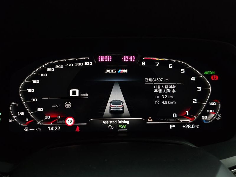2021 BMW X6 4.4 Competition photo 8