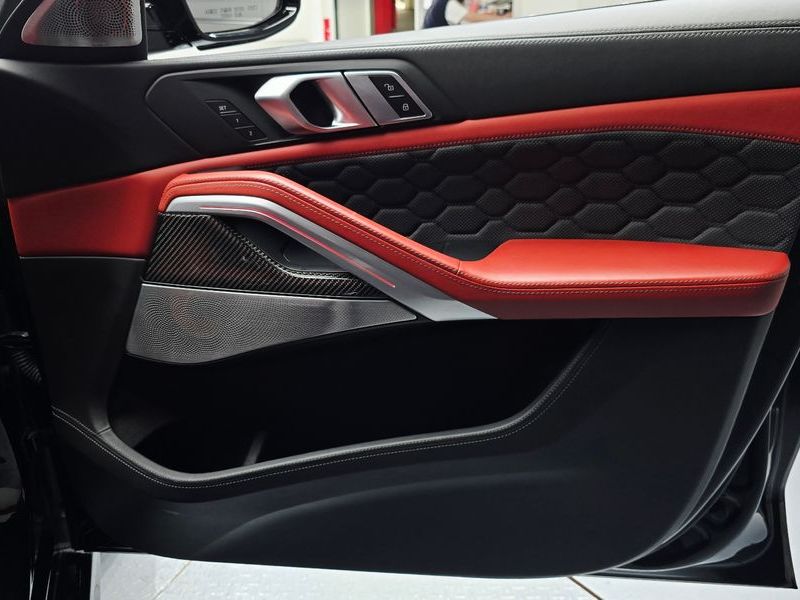 2021 BMW X6 4.4 Competition photo 25
