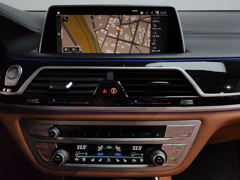 2020 BMW 7 Series 730Ld xDrive M Sport photo 12