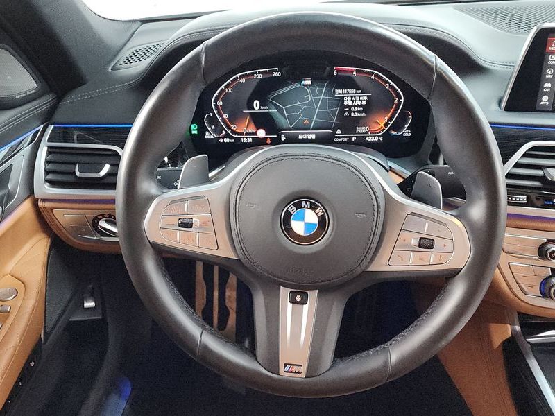 2020 BMW 7 Series 730Ld xDrive M Sport photo 13