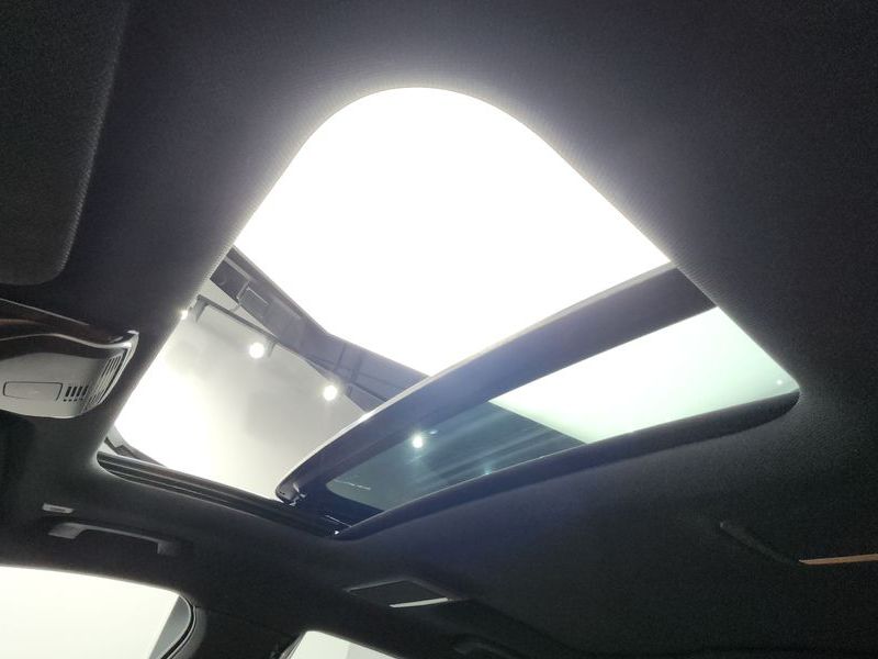 2020 BMW 7 Series 730Ld xDrive M Sport photo 17