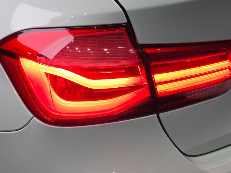2017 BMW 3 Series 330i M Sport photo 23