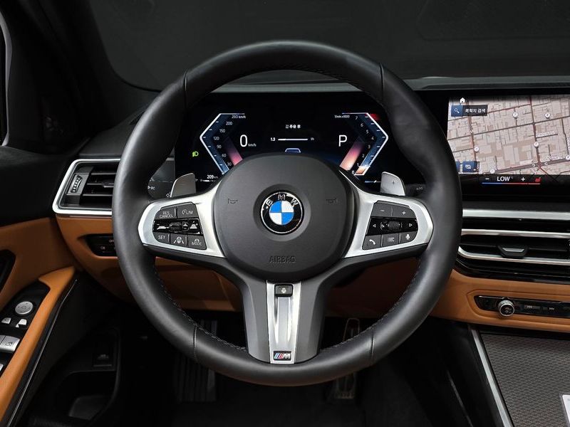 2024 BMW 3 Series 320i M Sport photo 12
