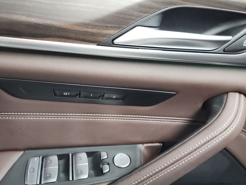 2021 BMW 5 Series 523d M Sport photo 28